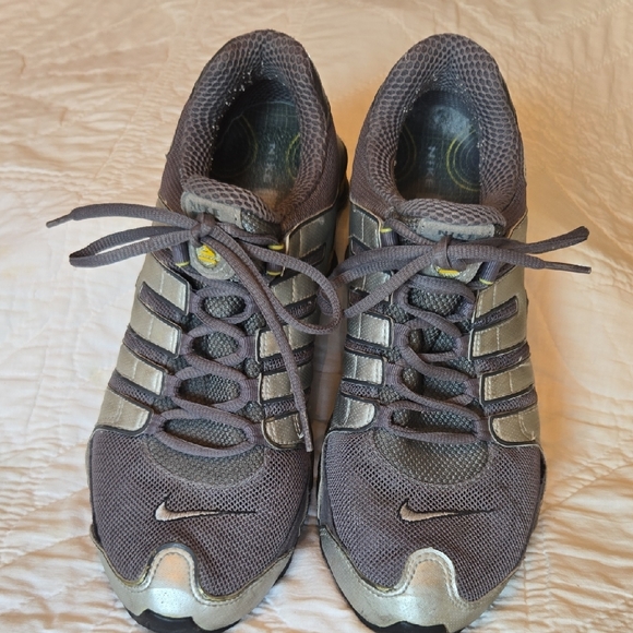 Nike Gray and Yellow Athletic Shoes - Picture 2 of 9